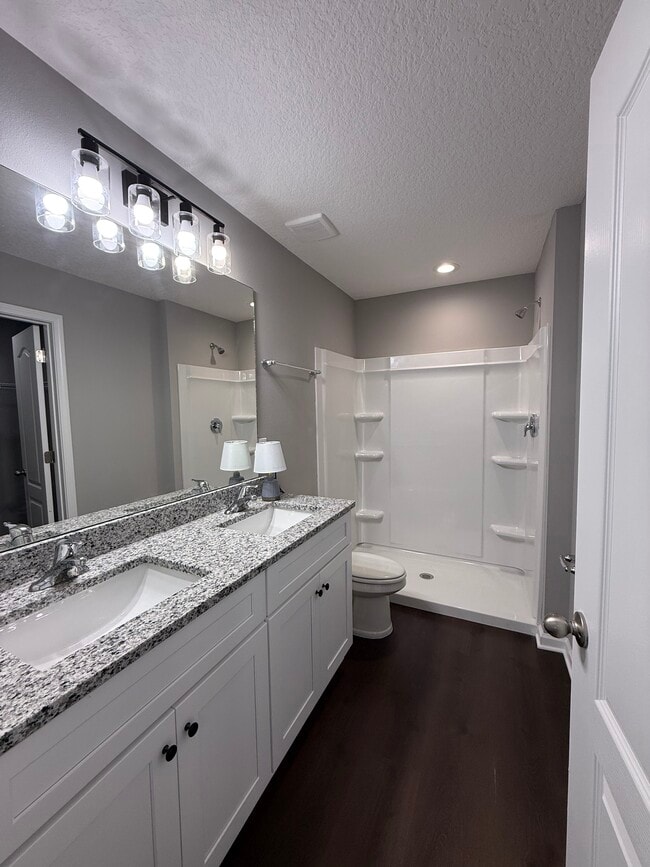 Building Photo - 117 Bass Ln