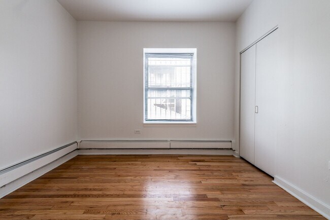 Building Photo - 5036-38 W Quincy St Chicago, IL 60644