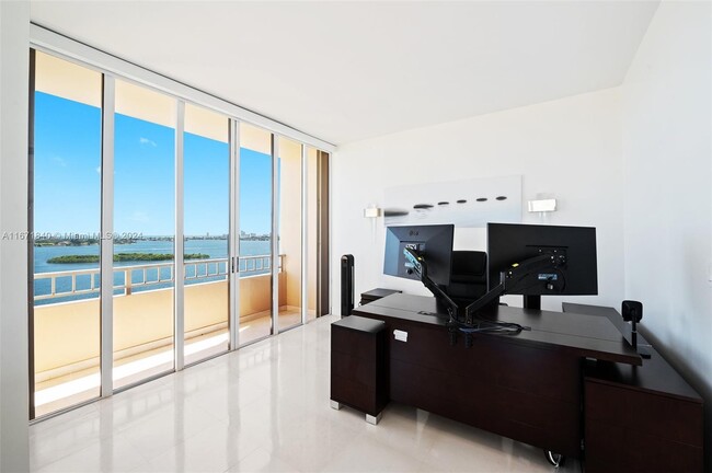 Building Photo - 11113 Biscayne Blvd