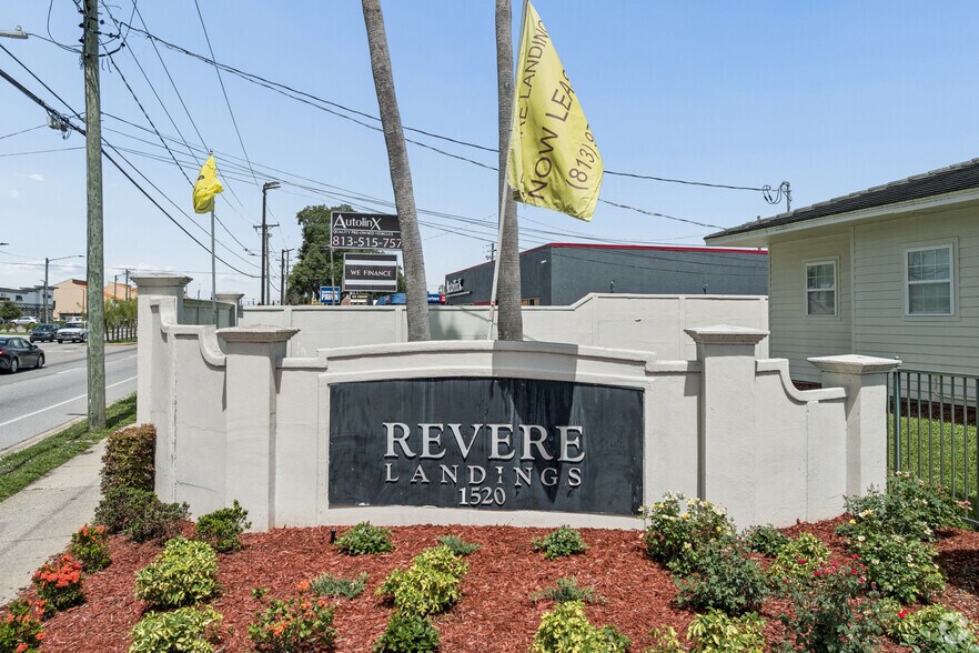 Entrance - Revere Landings Apartment Homes