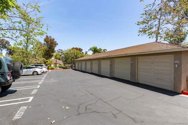Building Photo - 663 Diamond Way