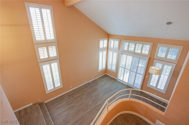 Building Photo - 5086 Mt Pleasant Ln