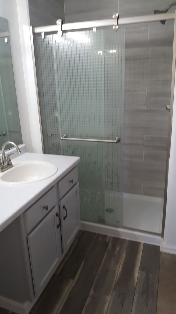 Building Photo - Spacious 3-Bed, 3-Bath Home with Finished Basement and Huge Backyard on Quiet Cul-de-Sac