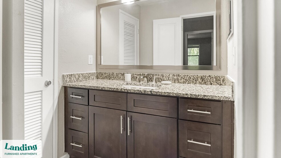 Building Photo - 3421 N Druid Hills Rd