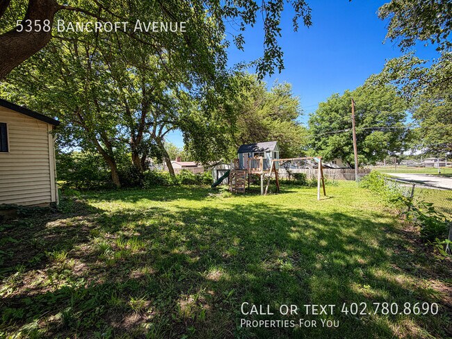 Building Photo - 5358 Bancroft Ave