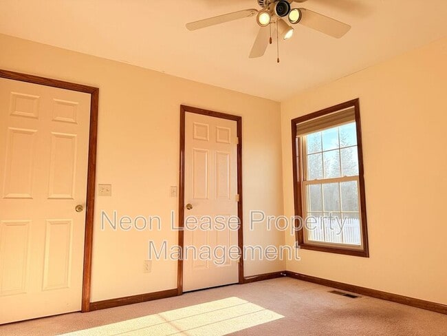 Building Photo - 20419 Spangler Dr