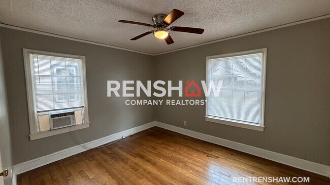 Building Photo - 2915 Felix Ave