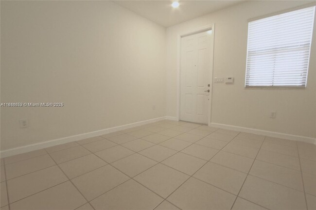 Building Photo - 8815 NW 102nd Ct