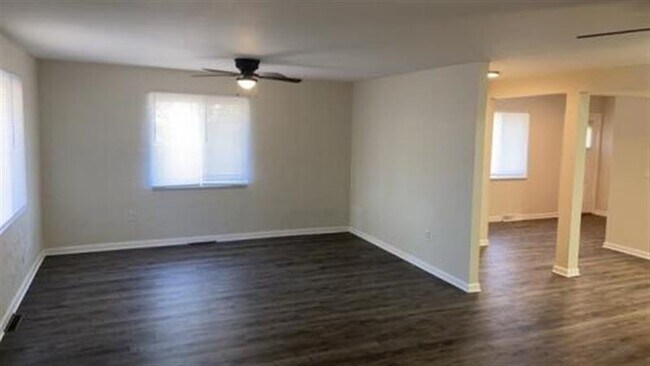 Building Photo - AFFORDABLE AND COMFORTABLE