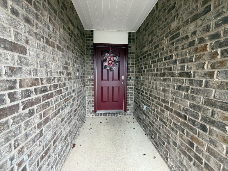 Building Photo - 831 Moorhen Wy