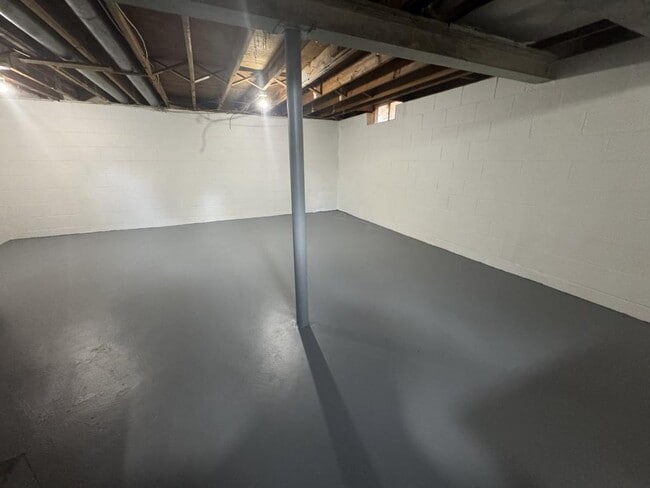 Building Photo - 3416 93rd St