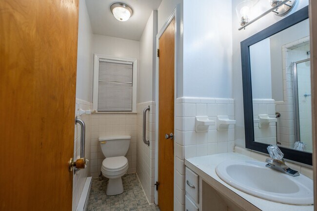 Building Photo - 3209 Pine Brook Ln