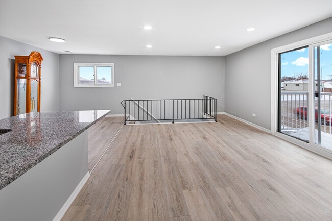 Building Photo - 7968 163rd Pl