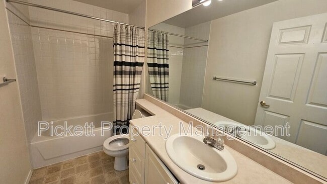 Building Photo - 12596 Deer Park Ln NW