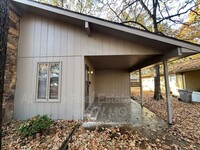 Building Photo - 3310 E Portland St