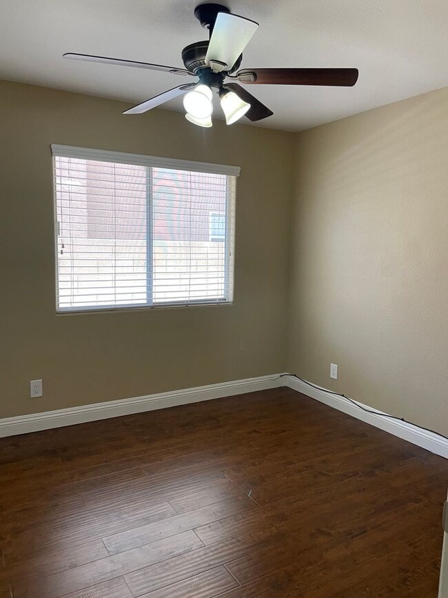 Building Photo - 4906 High Creek Dr