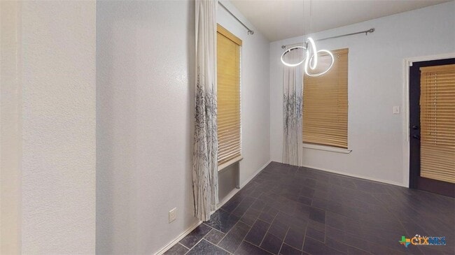 Building Photo - 6705 Rosita Oak Dr