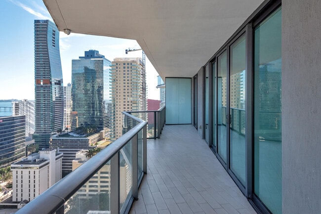 Building Photo - 1300 S Miami Ave