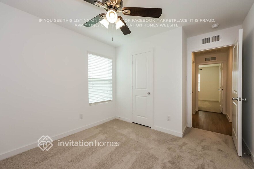 Building Photo - 4905 Grey Fallow St