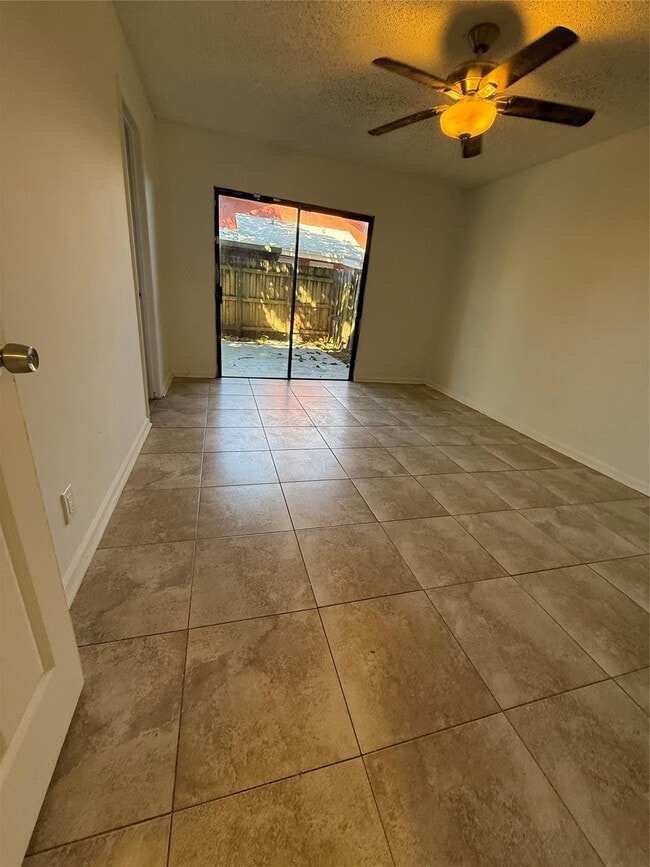 Building Photo - 7427 SW 13th St