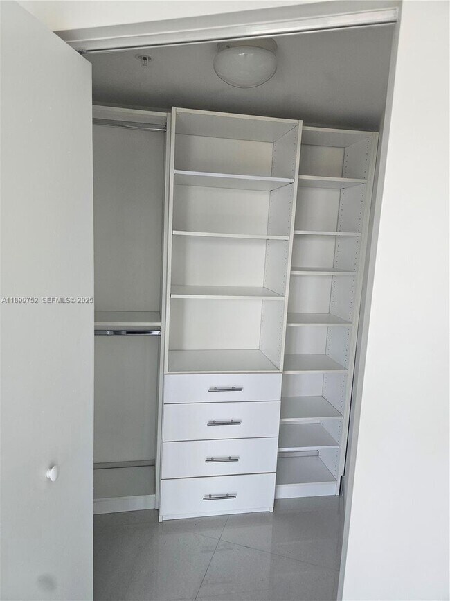 Building Photo - 60 SW 13th St