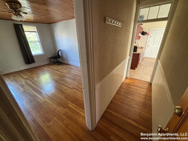 Building Photo - 236 Cypress St