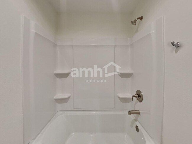 Building Photo - 27120 St Andrews Ave