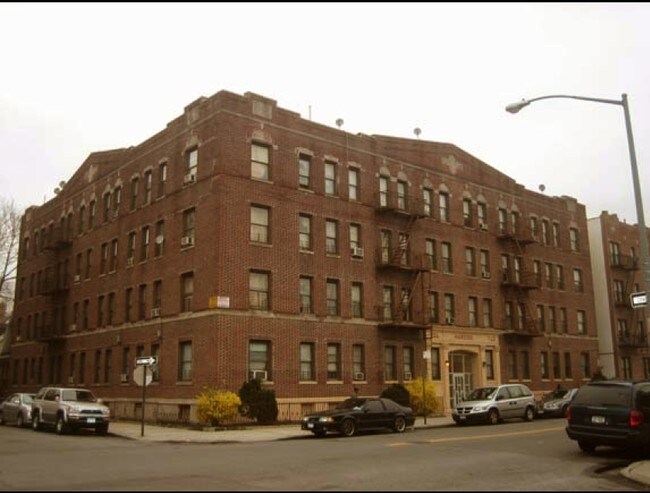 Building Photo - 701 Avenue C