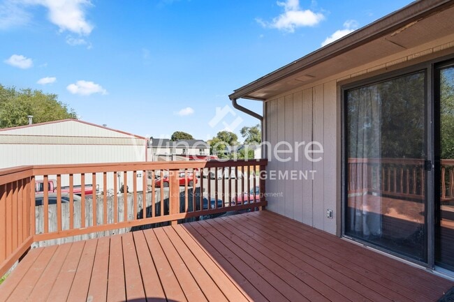 Building Photo - 506 S Skipworth Ct