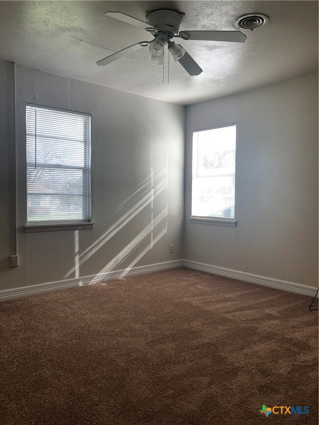 Building Photo - 507 N 24th St