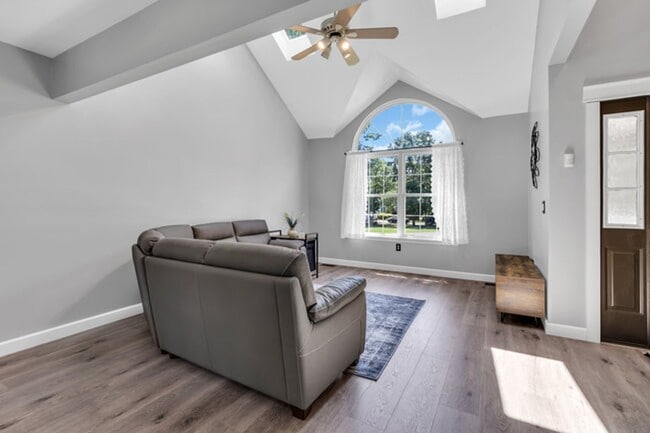 Building Photo - Private Cul-de-Sac Living: 4BR Home with Pool & Geothermal HVAC