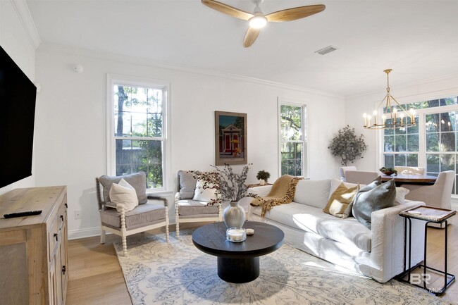 Building Photo - 460 Equality Ave