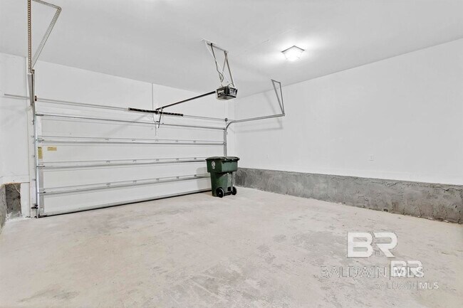 Building Photo - 8352 Preakness Ct