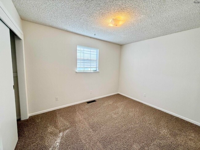 Building Photo - 4131 Moffett Ave