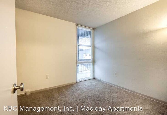 Building Photo - 2 br, 1 bath Apartment - 1905 NW 29th Ave