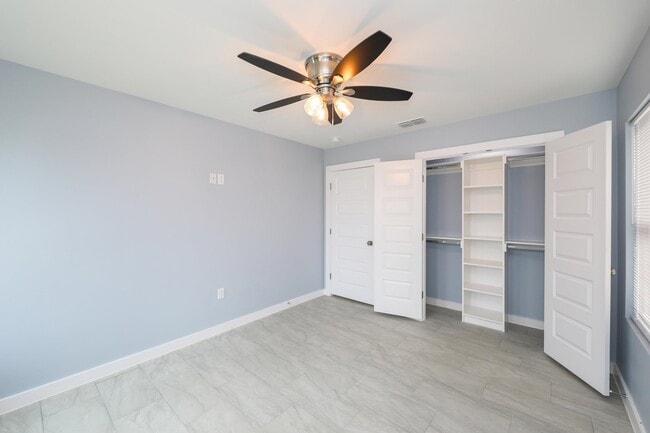 Building Photo - 3506 Jorge Sosa Dr