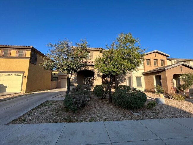 Primary Photo - READY TO VIEW NOW! Recently Painted Interi...