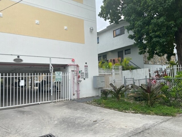 Building Photo - 1134 NW 5th St