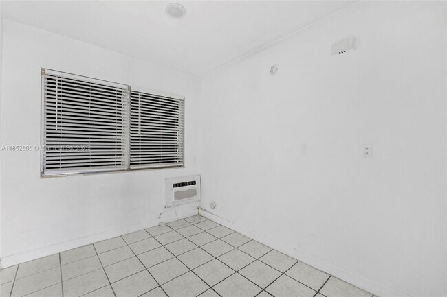 Building Photo - 770 83rd St