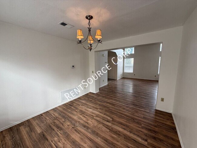 Building Photo - 42456 Coronet Ct