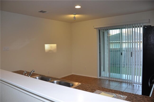 Building Photo - 13501 Moura Cove