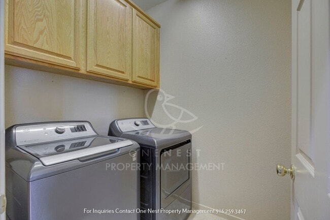 Building Photo - Lincoln Crossing; 4 bedroom in Gated commu...