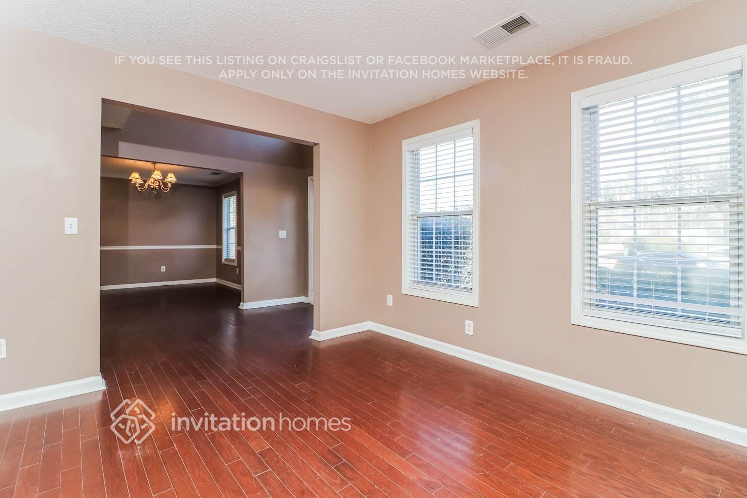 Building Photo - 4028 St George Walk SW