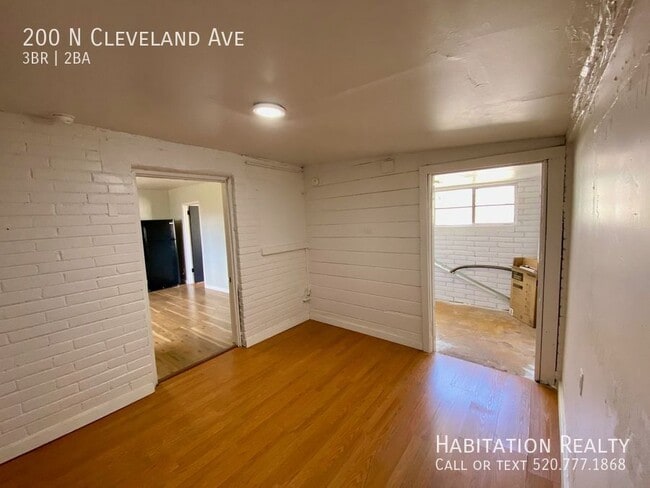 Building Photo - 200 N Cleveland Ave