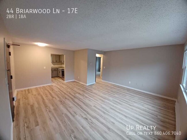 Building Photo - 40-44 Briarwood Ln