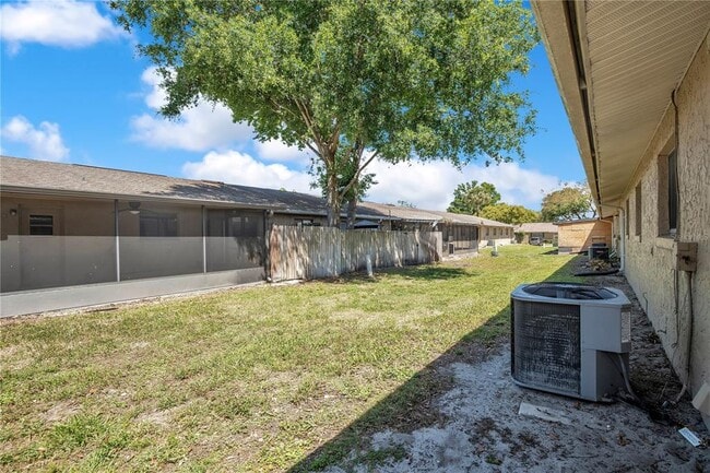 Building Photo - 725 Northlake Blvd