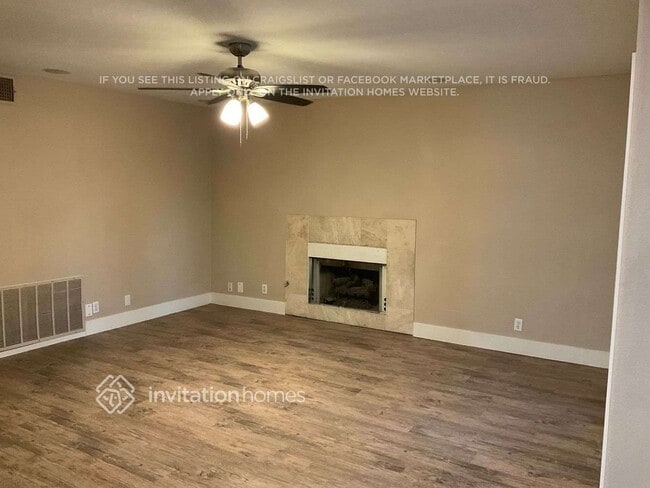 Building Photo - 2335 Lone Pine Dr