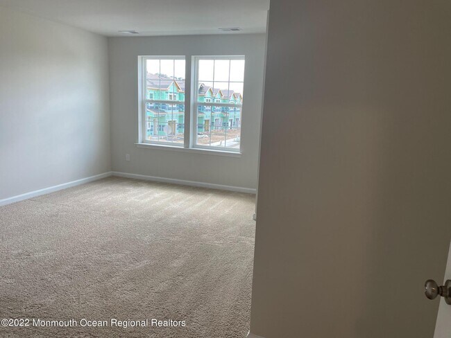 Building Photo - 54 Peregrine Way