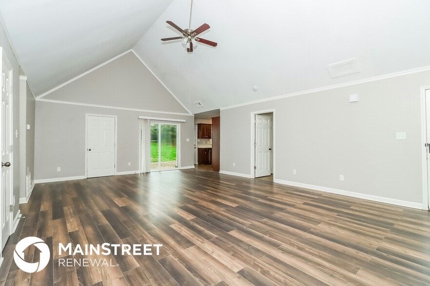 Building Photo - 1303 Bellingham Dr