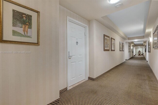 Building Photo - 19501 W Country Club Dr